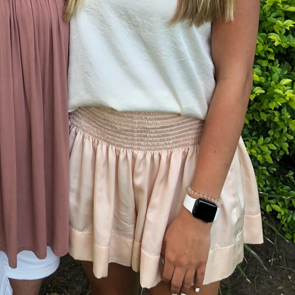 Koch blush Erica skirt/ shorts - Picture 2 of 5
